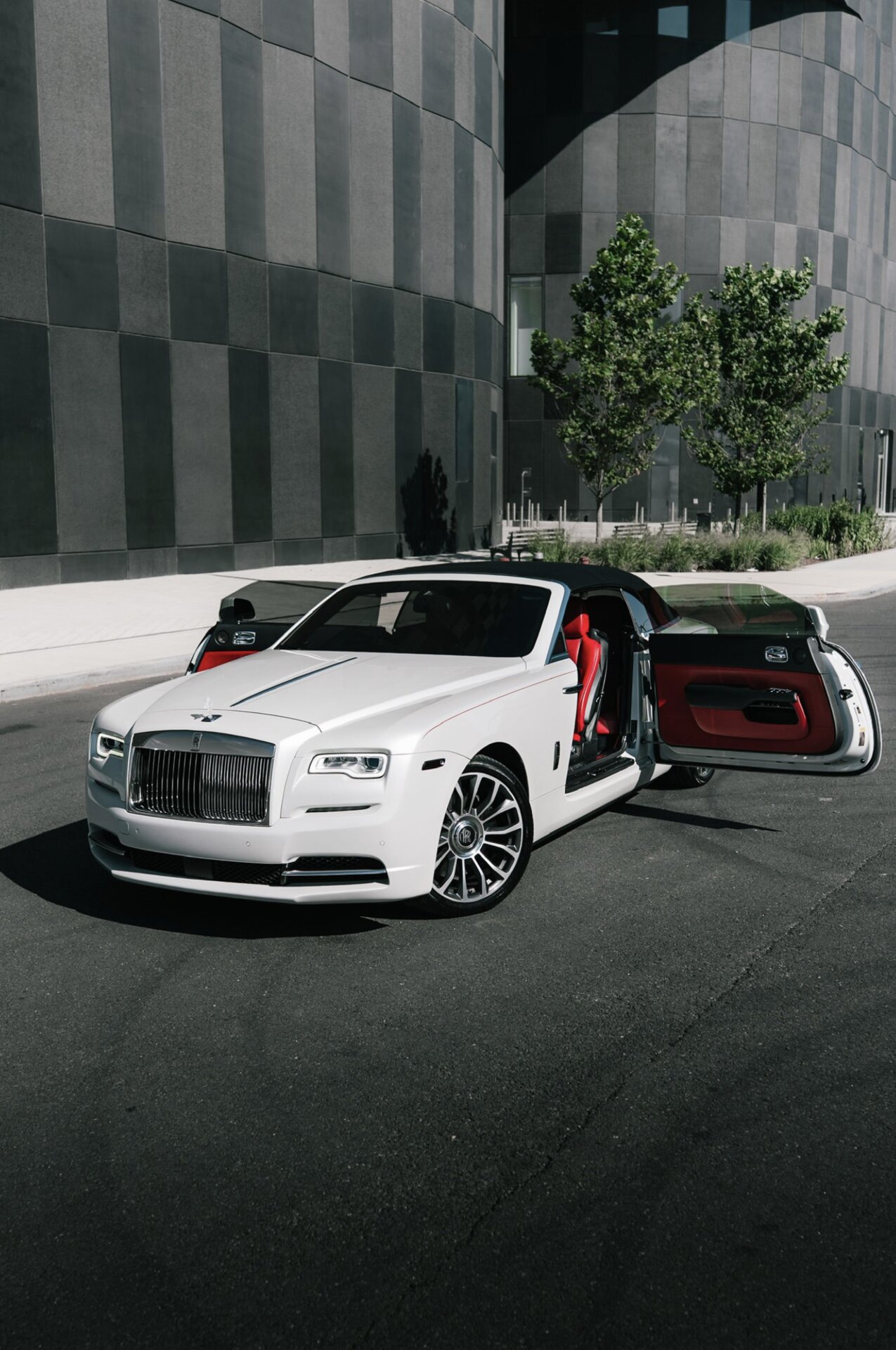 2019 Rolls Royce Dawn in White – photo 4