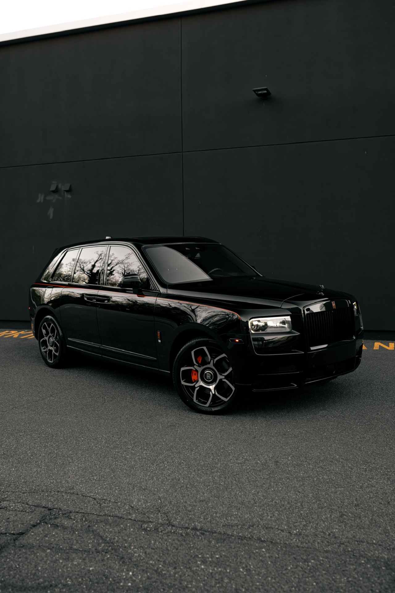 2021 Rolls Royce Cullinan in Black