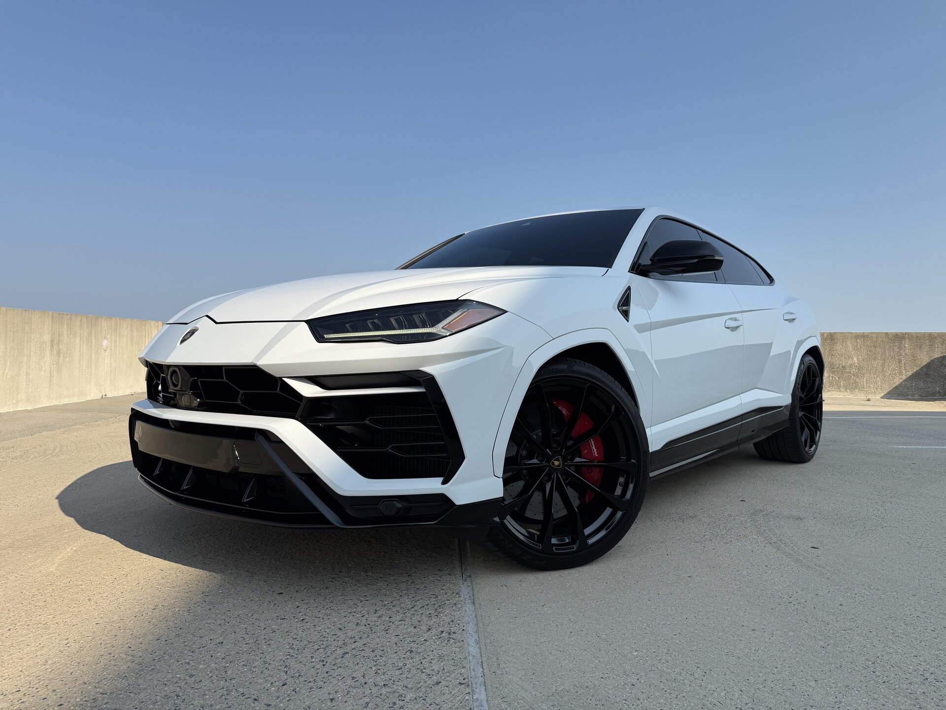 2021 Lamborghini Urus in White – photo 1