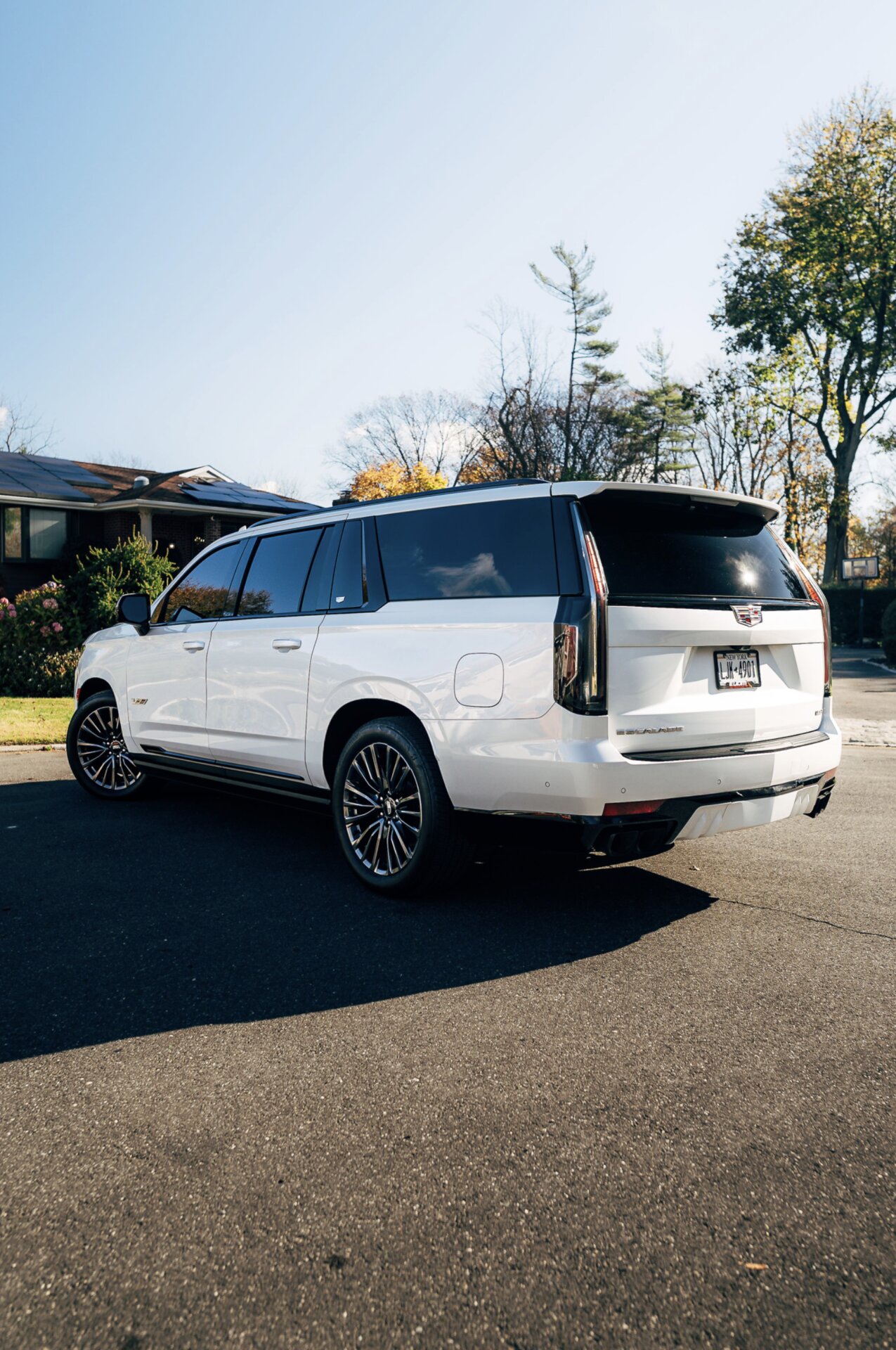 2026 Cadillac Escalade in White – photo 4